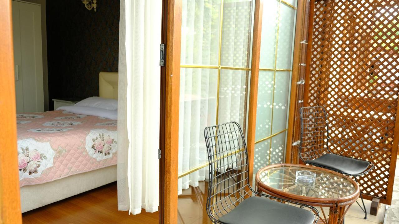 Nizam Butik Otel Bueyuekada Πριγκηπονήσια Εξωτερικό φωτογραφία